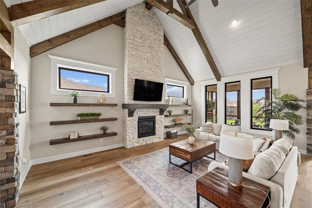 3053 NW Thoreau Lane