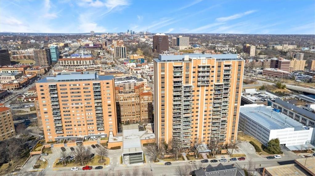 121 W 48th Street Unit: 1504