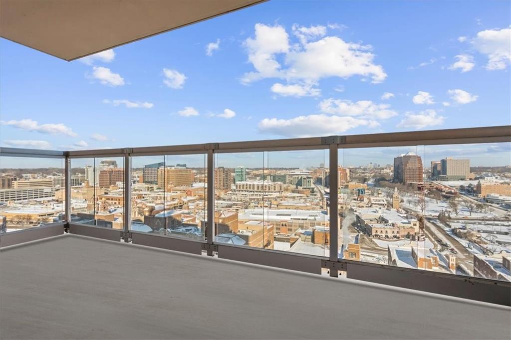 121 W 48th Street Unit: 1504