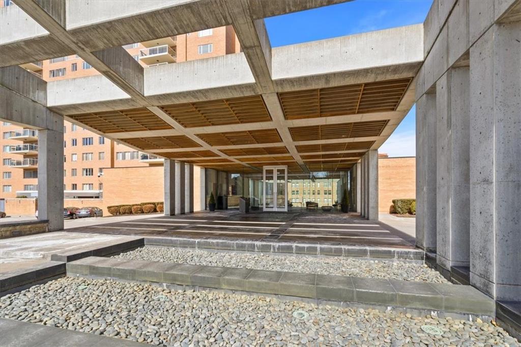 121 W 48th Street Unit: 1504