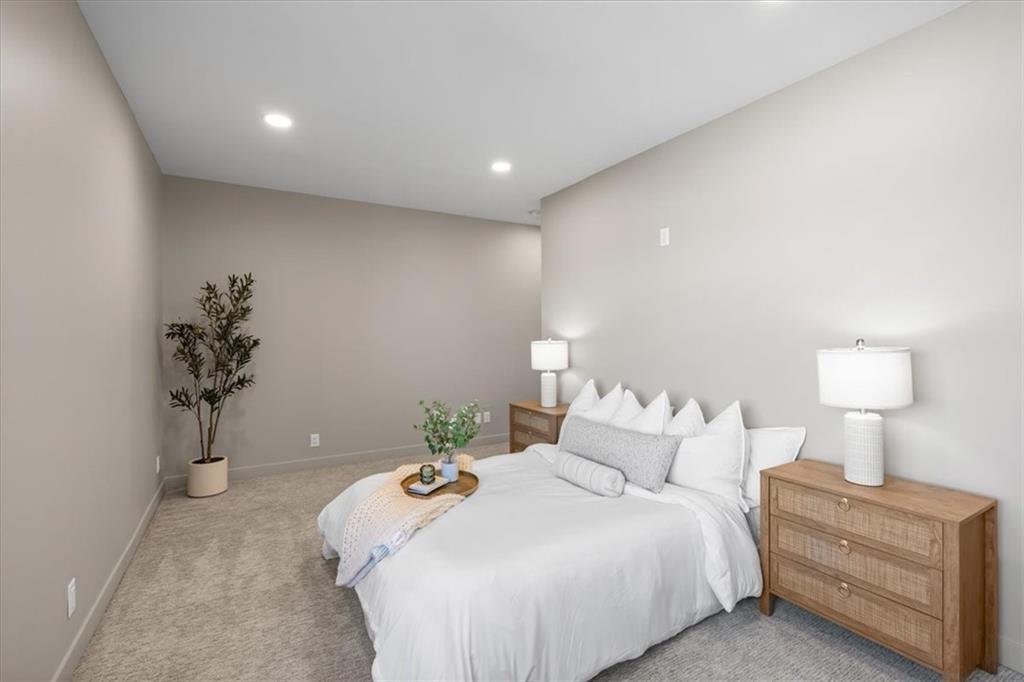 121 W 48th Street Unit: 1504