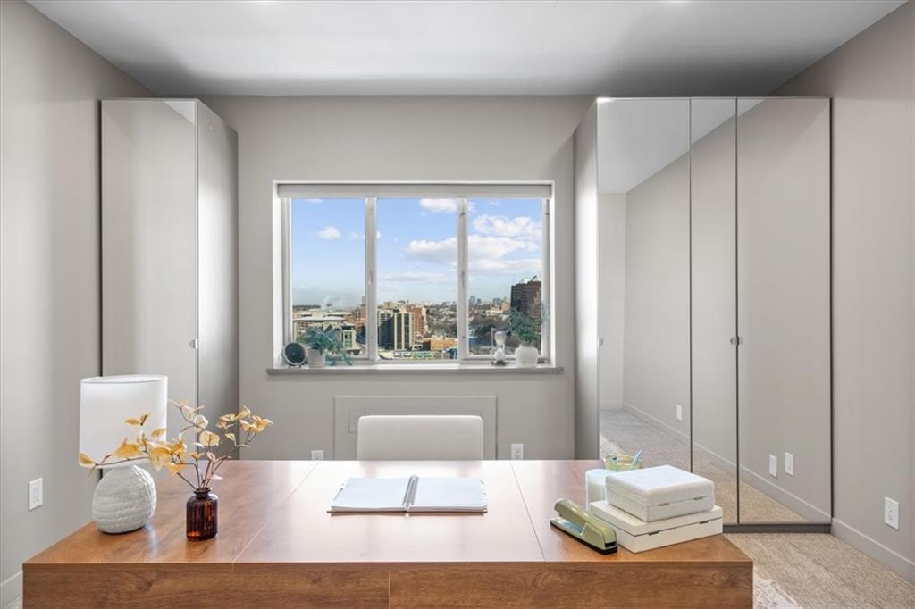 121 W 48th Street Unit: 1504