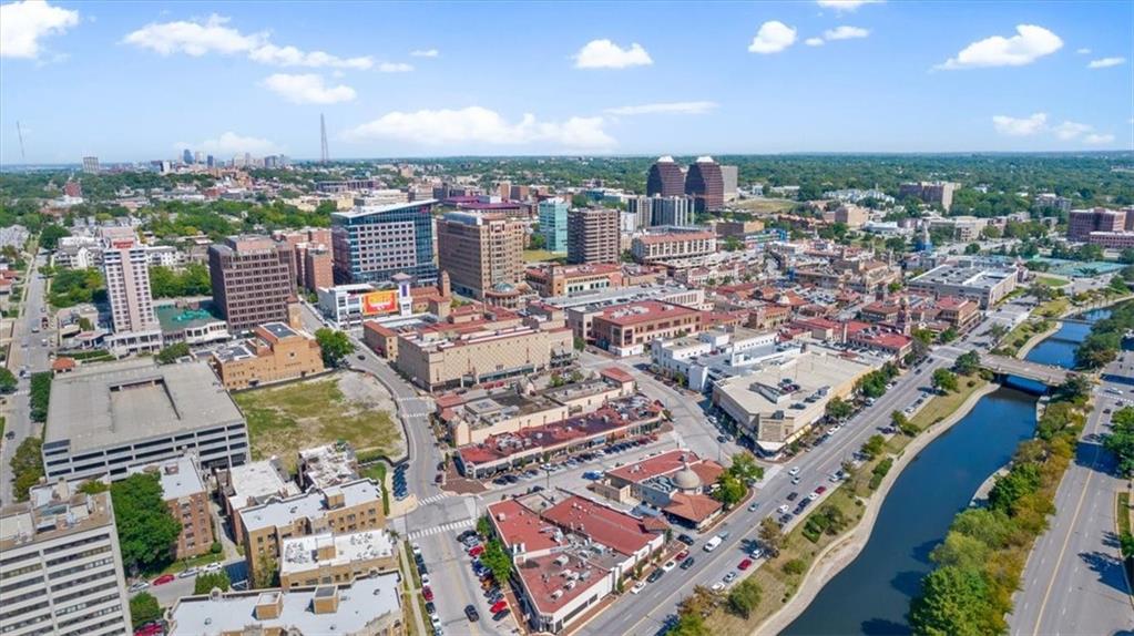 121 W 48th Street Unit: 1504