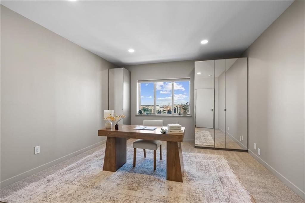 121 W 48th Street Unit: 1504