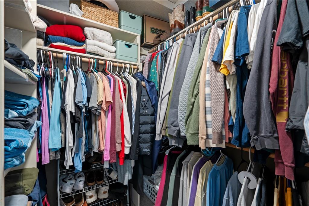 1716 NW Nicholas Drive