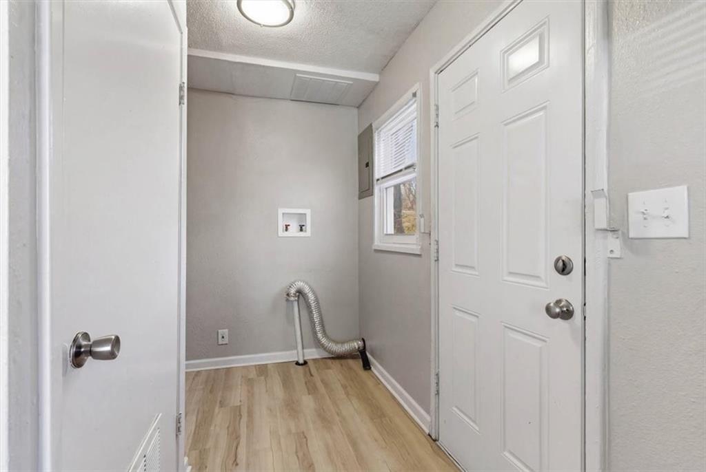 9548 & 9550 Charlotte Street