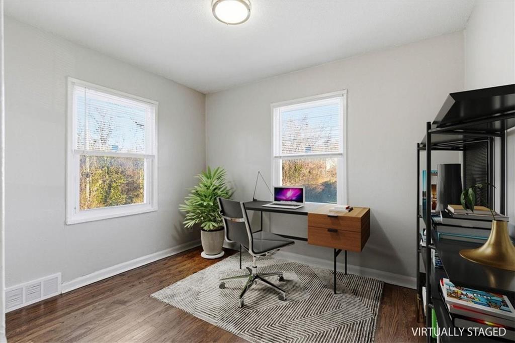 9548 & 9550 Charlotte Street