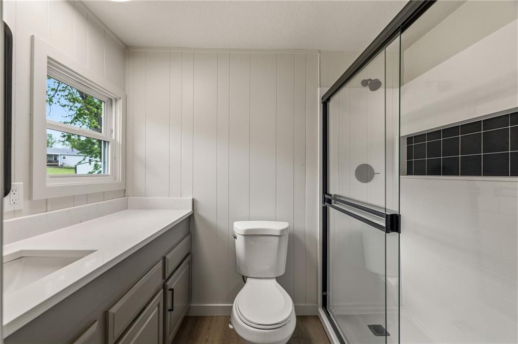 1801 N Davidson Road