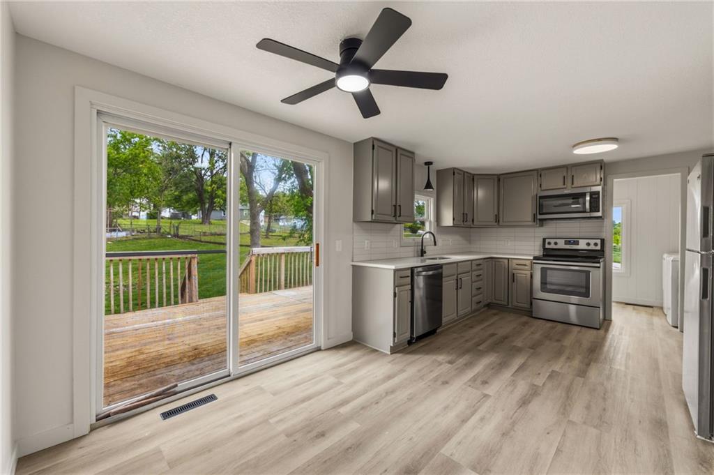 1801 N Davidson Road