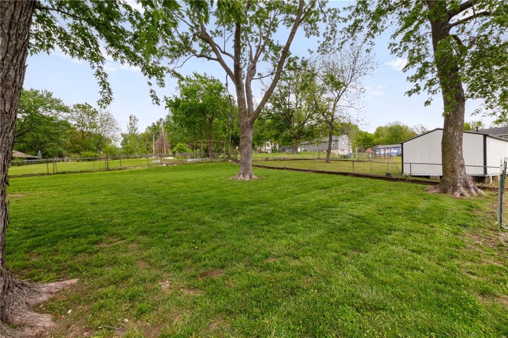 1801 N Davidson Road