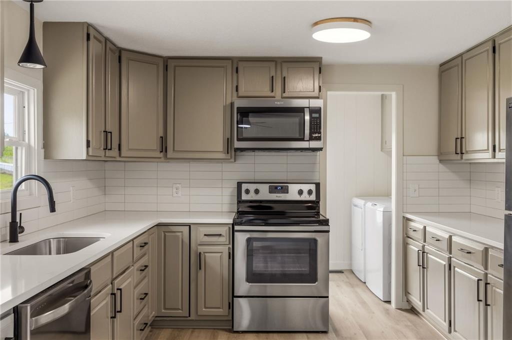 1801 N Davidson Road