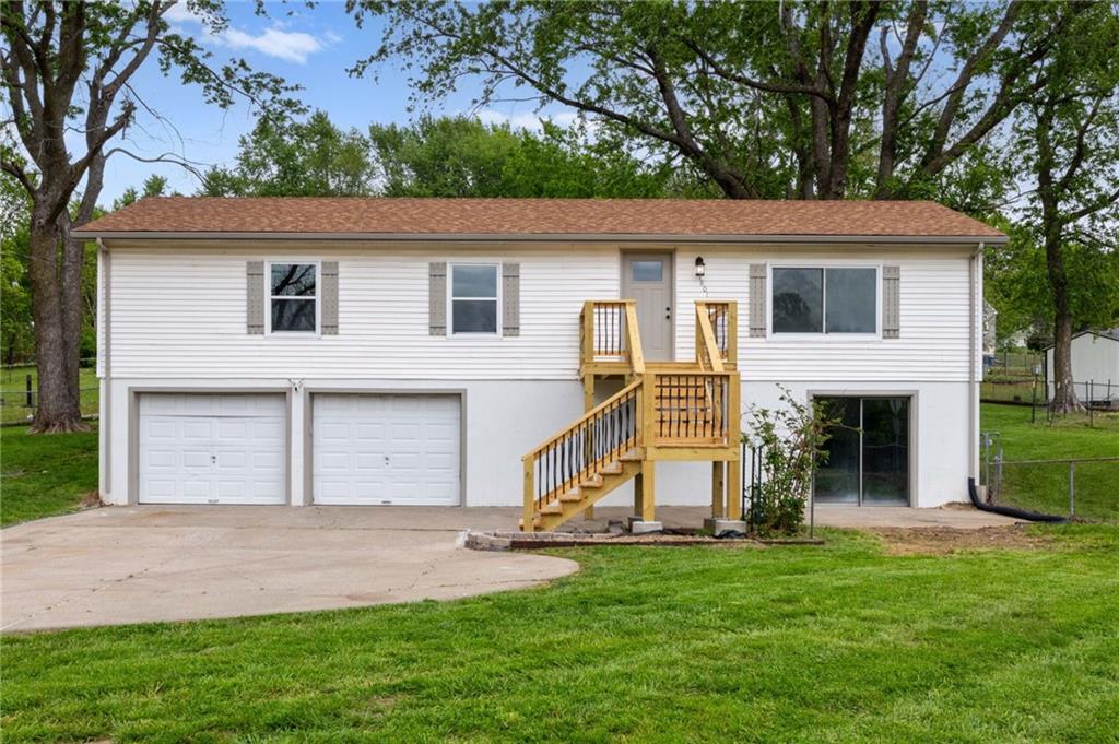 1801 N Davidson Road