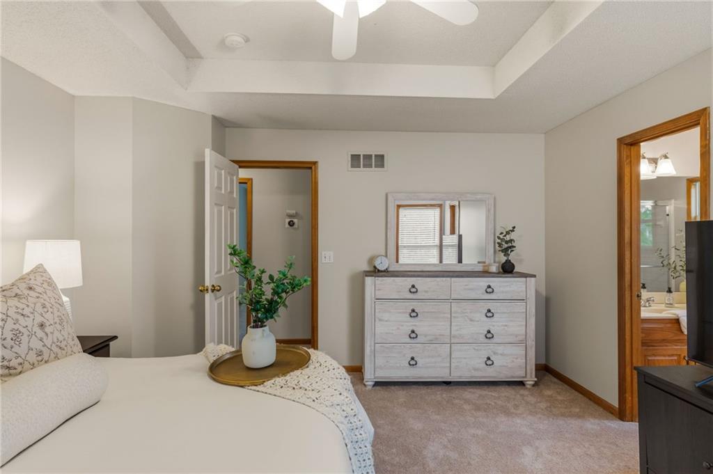 16307 S Church Street