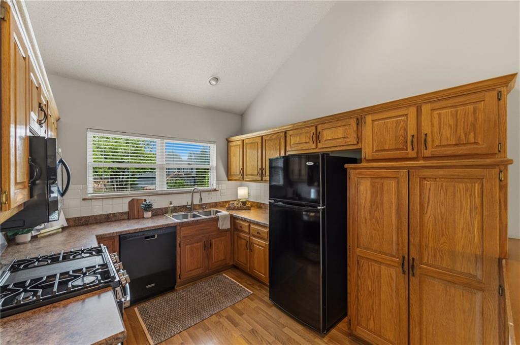 16307 S Church Street