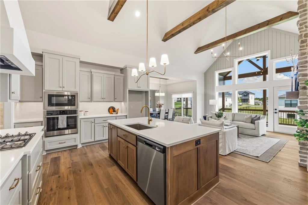 2226 SW Heartland Court