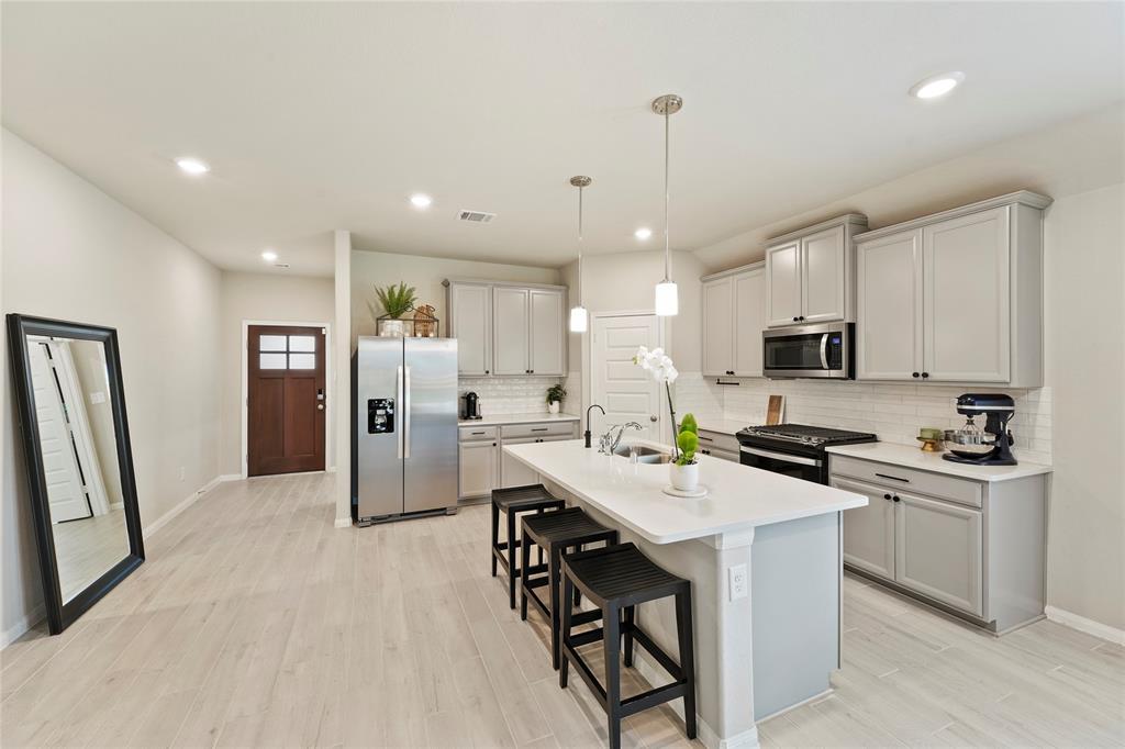 2222 Bristlecone Circle