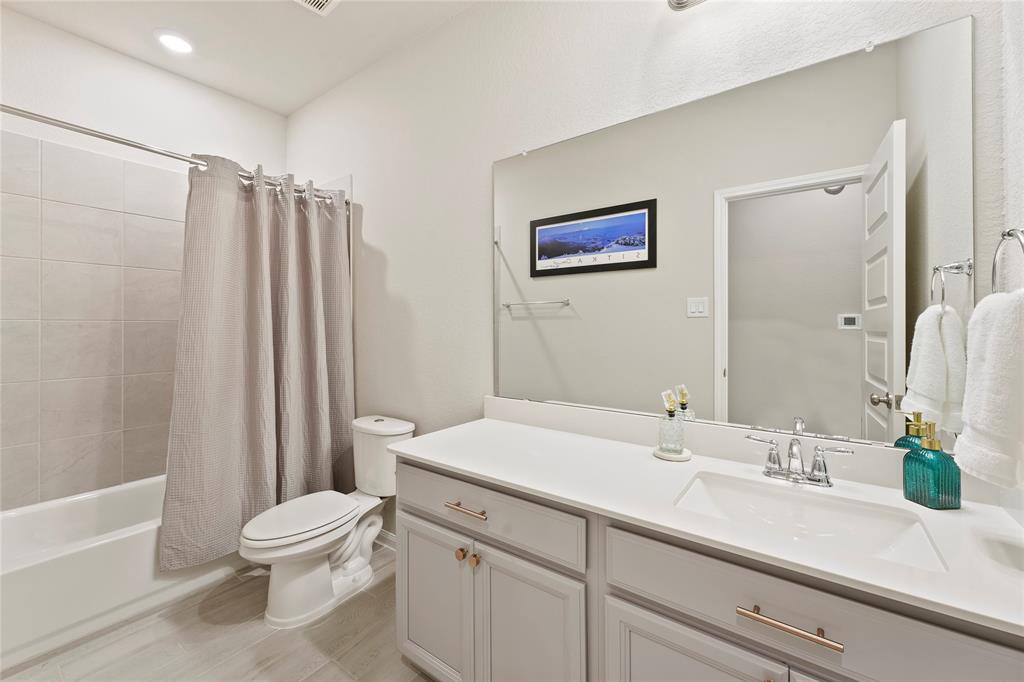 2222 Bristlecone Circle