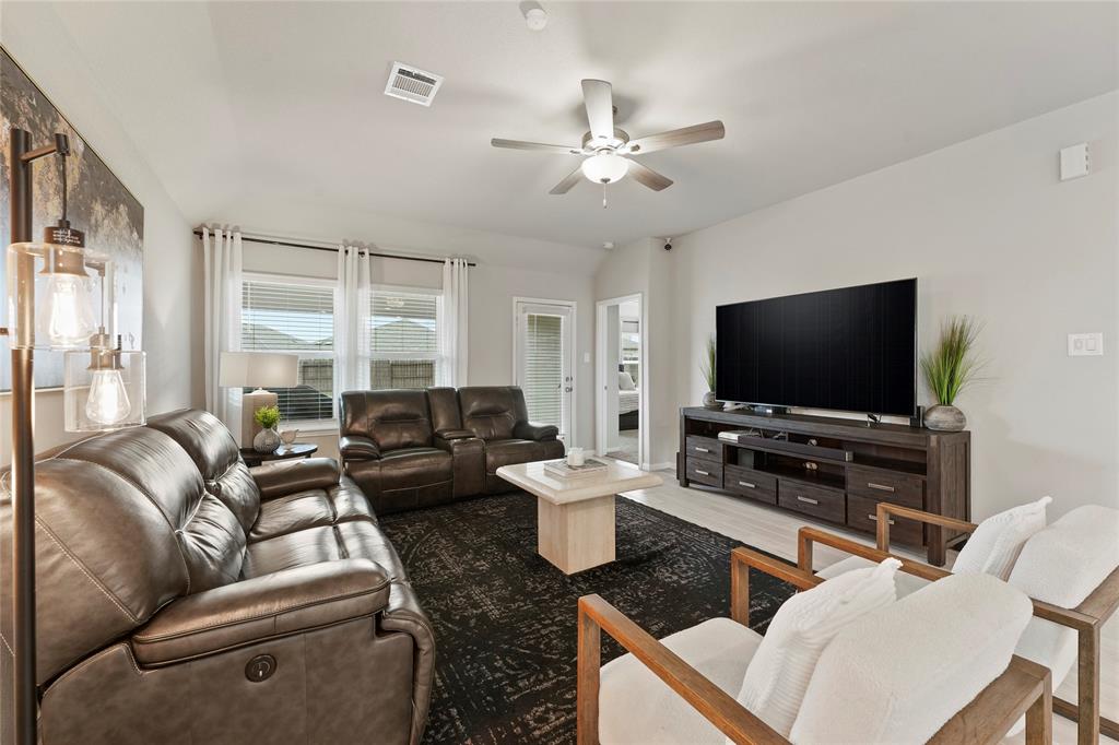 2222 Bristlecone Circle