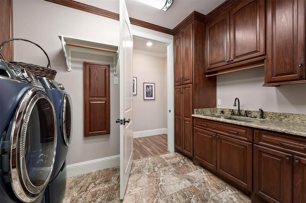 405 Compass Point Court