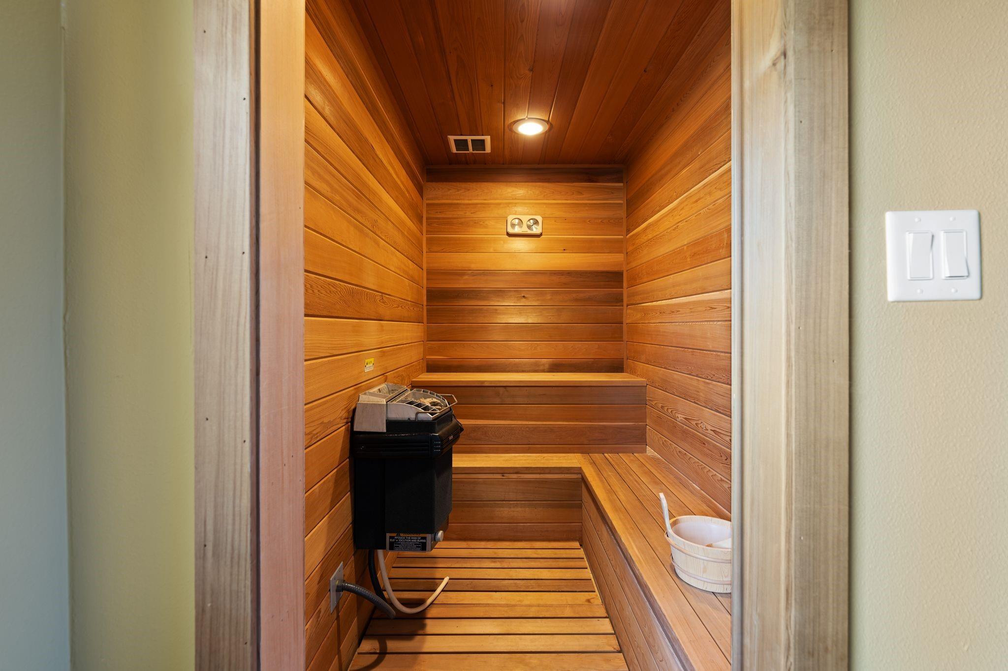 16502 Glorietta Turn