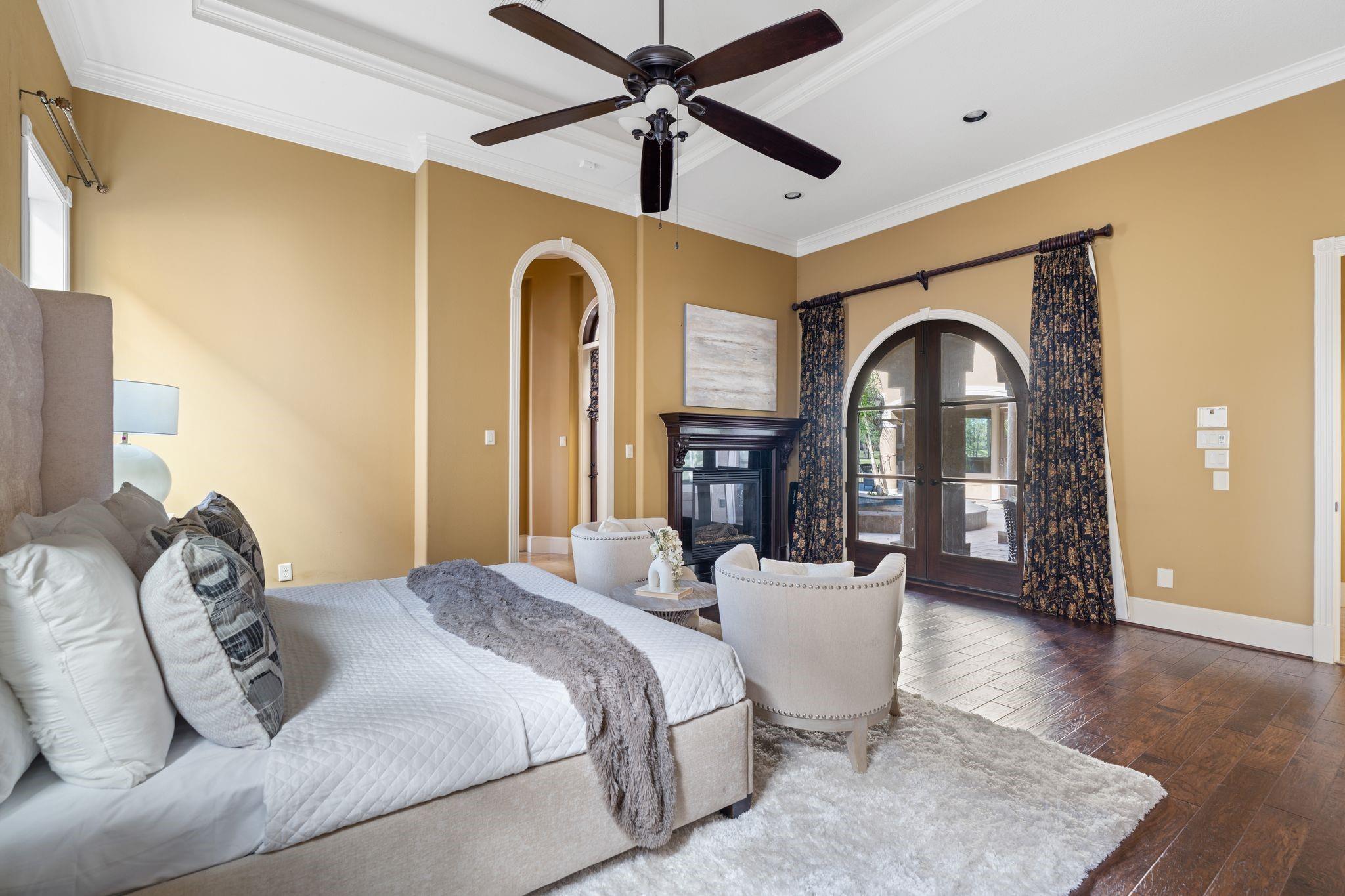 16502 Glorietta Turn