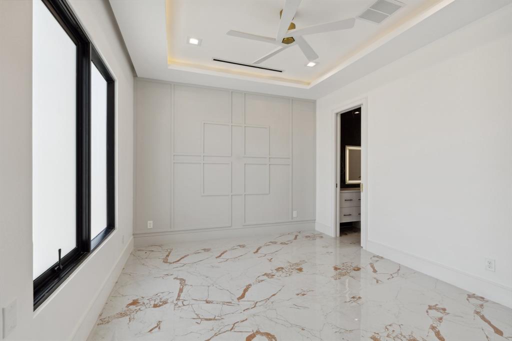 23115 Vista De Tres Lagos Drive