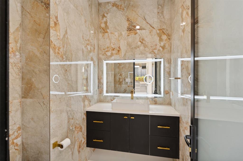 23115 Vista De Tres Lagos Drive