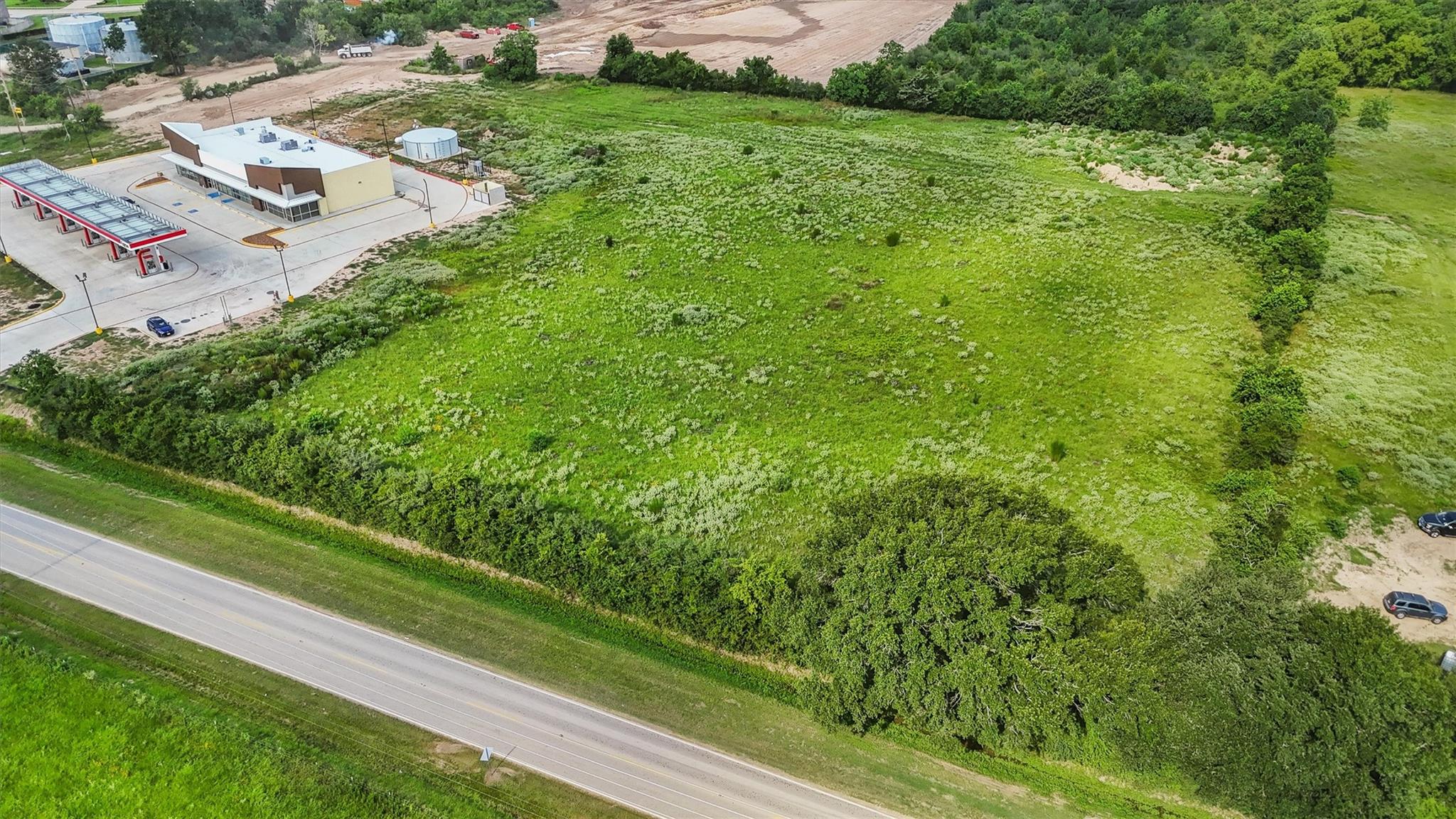 17575 Bauer Road