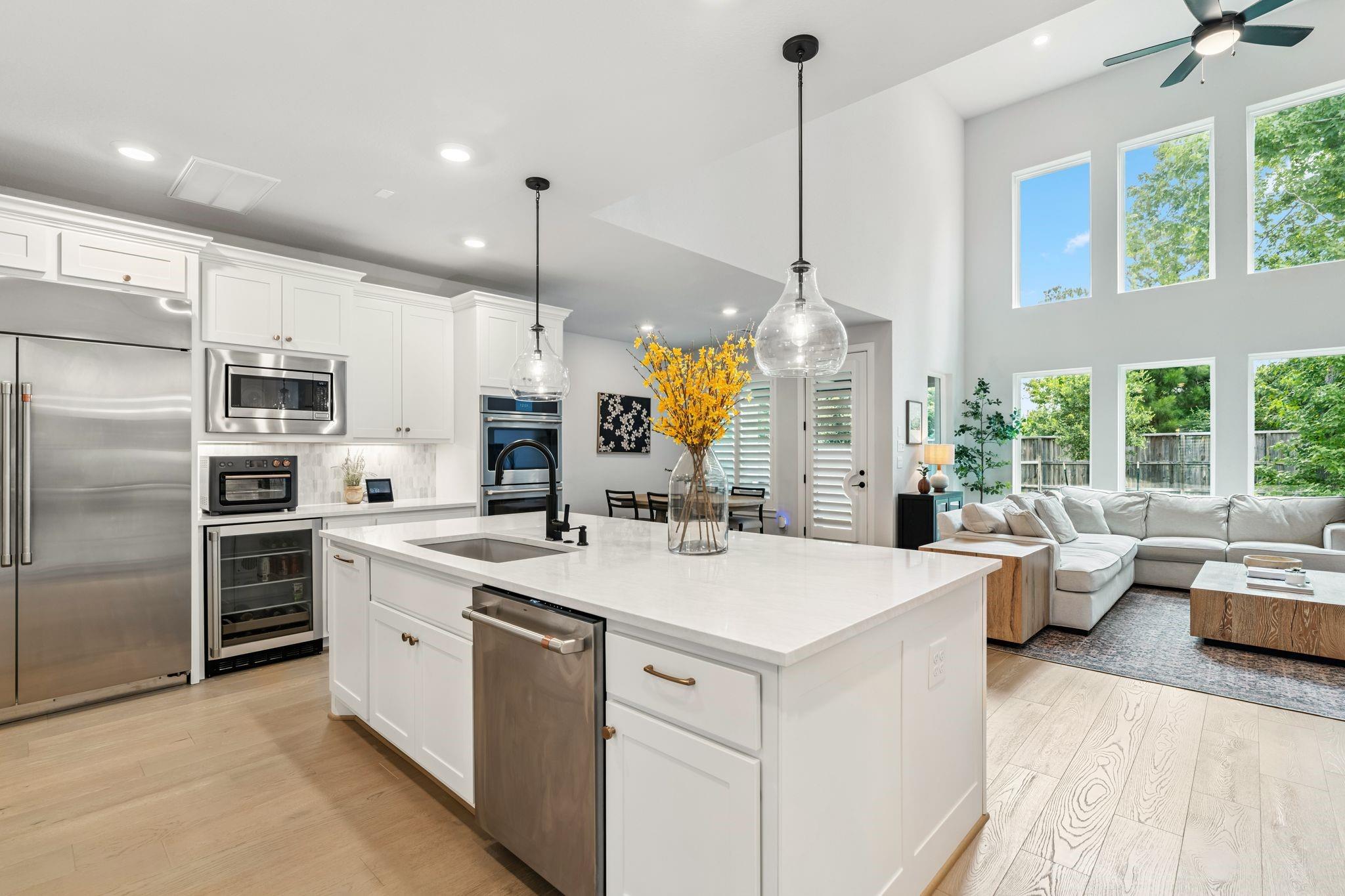 24 Mariposa Woods Drive