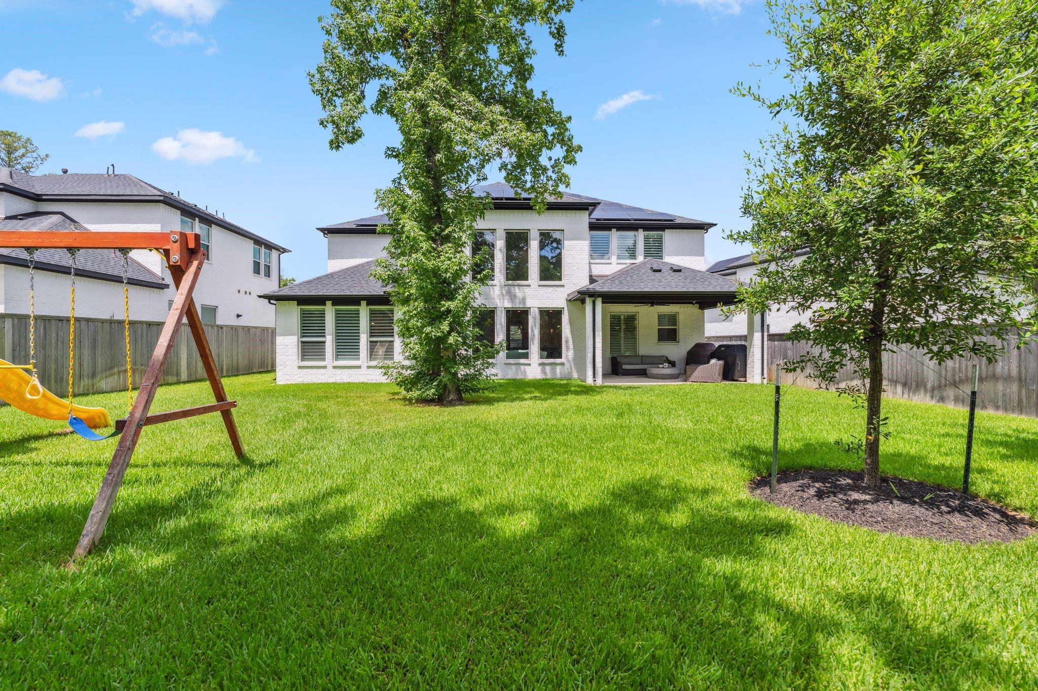 24 Mariposa Woods Drive