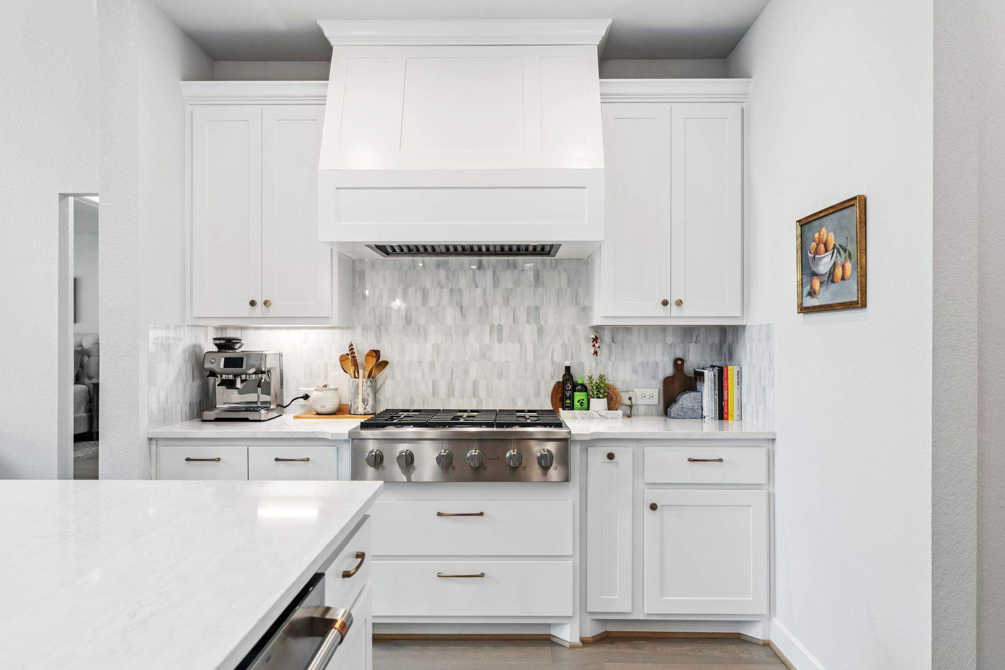 24 Mariposa Woods Drive