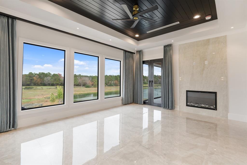 23319 Vista De Tres Lagos Drive