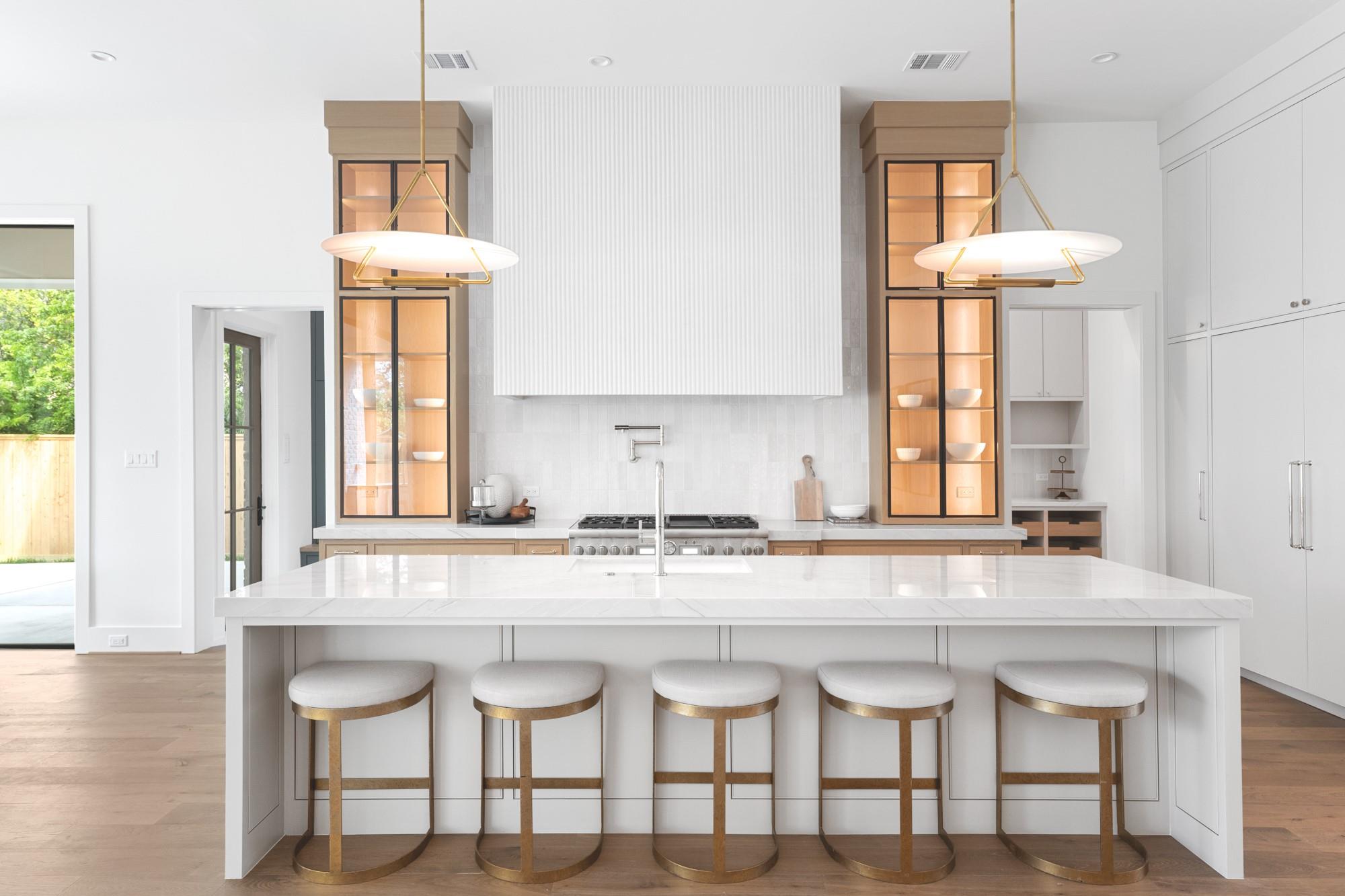 216 W 31st Street
