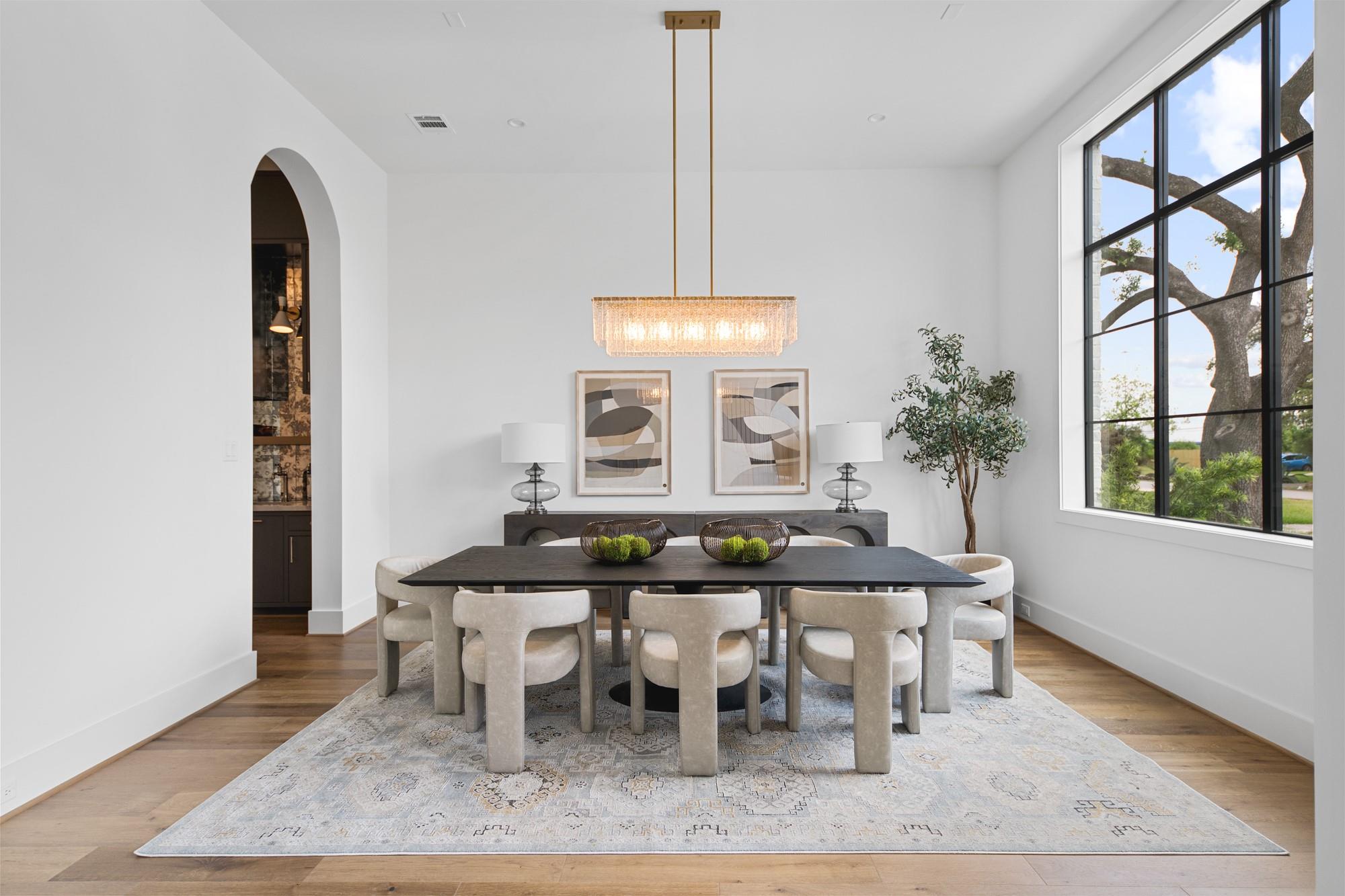 216 W 31st Street