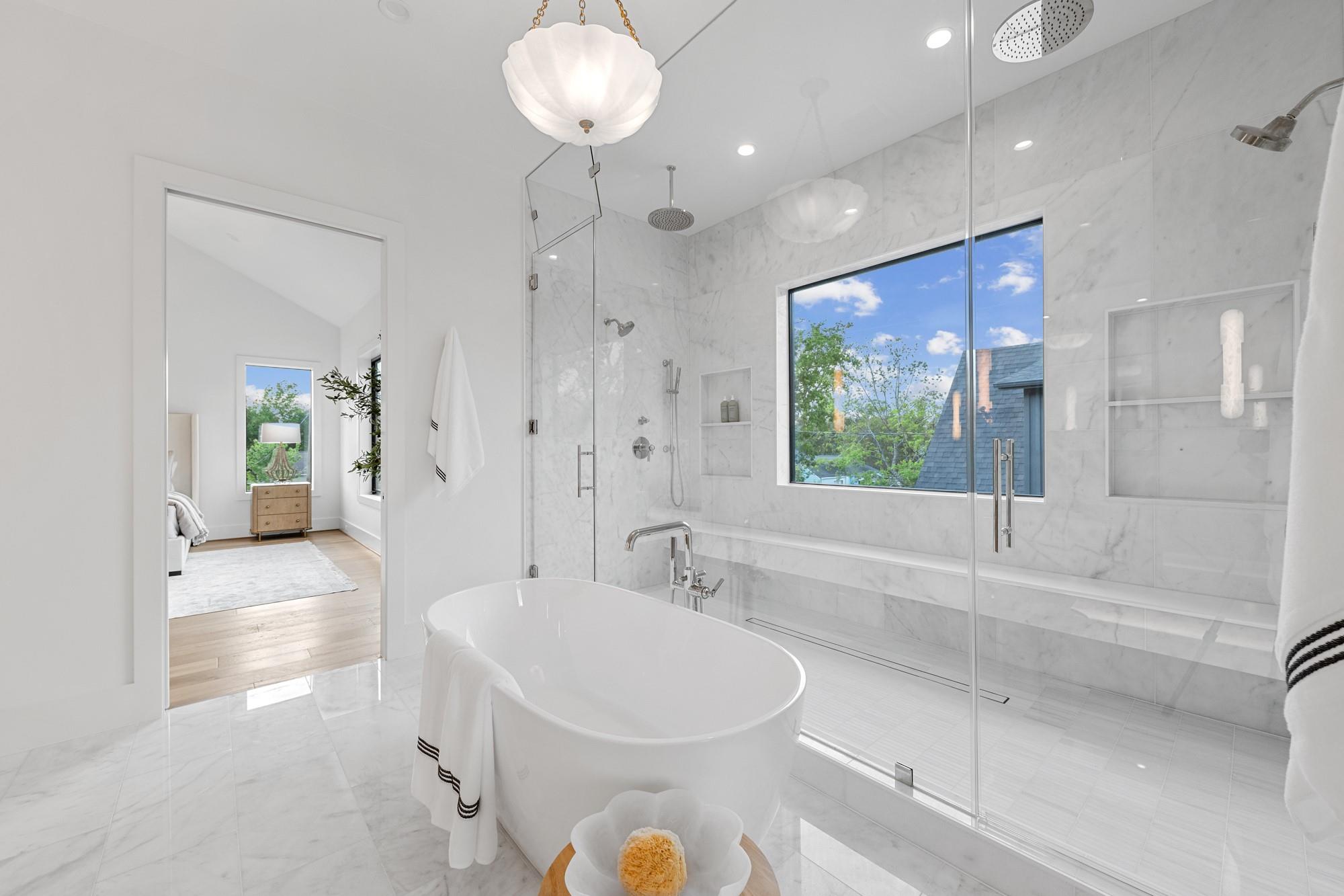 216 W 31st Street