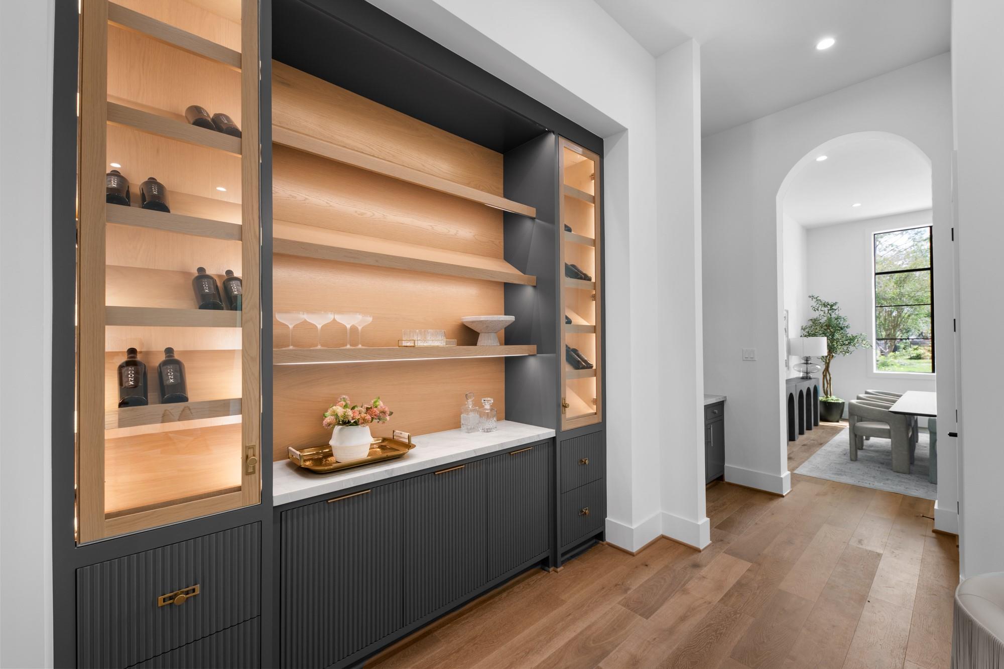 216 W 31st Street