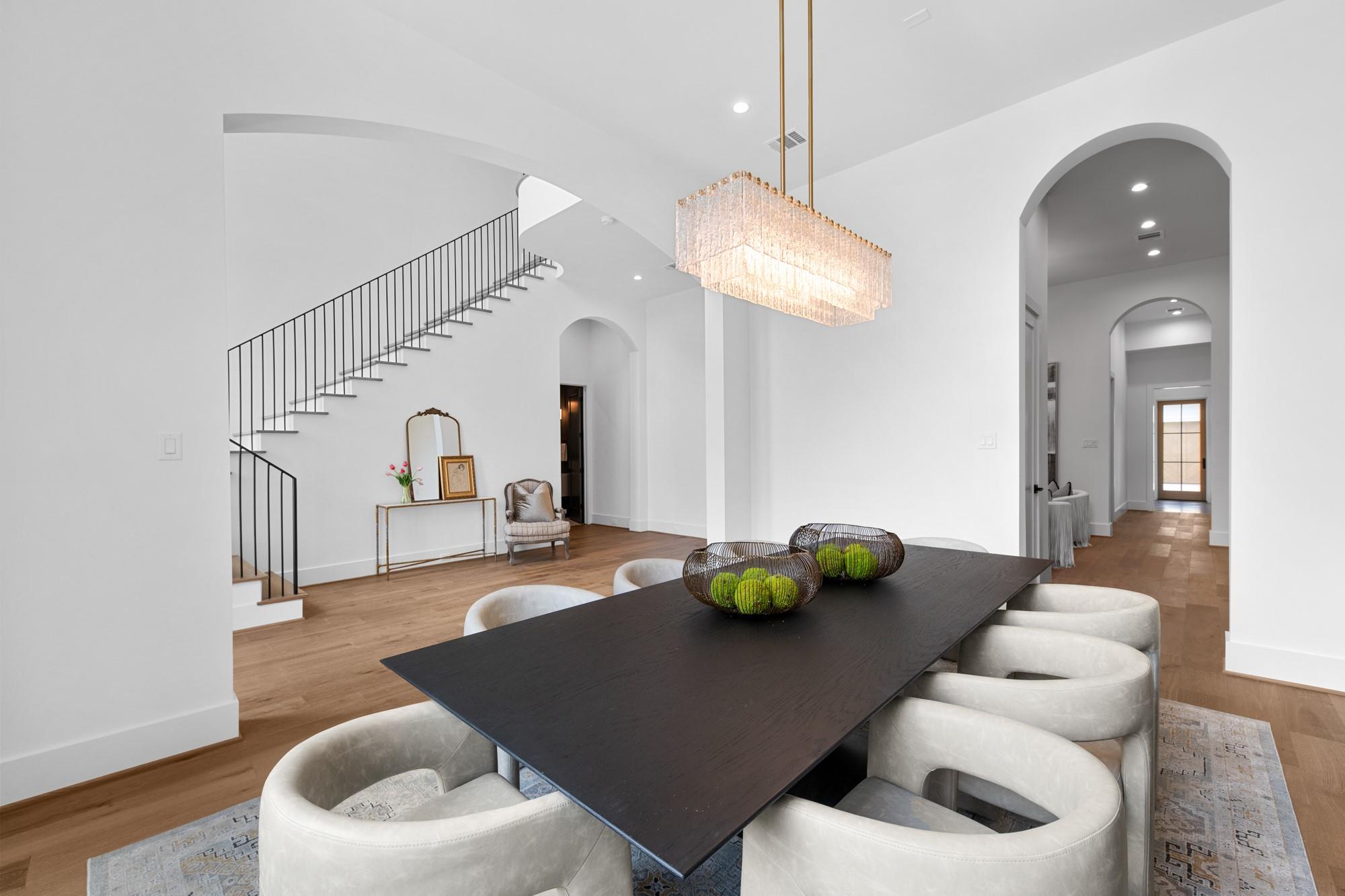 216 W 31st Street