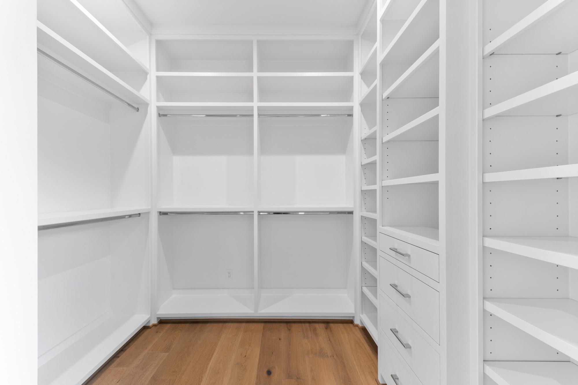 216 W 31st Street
