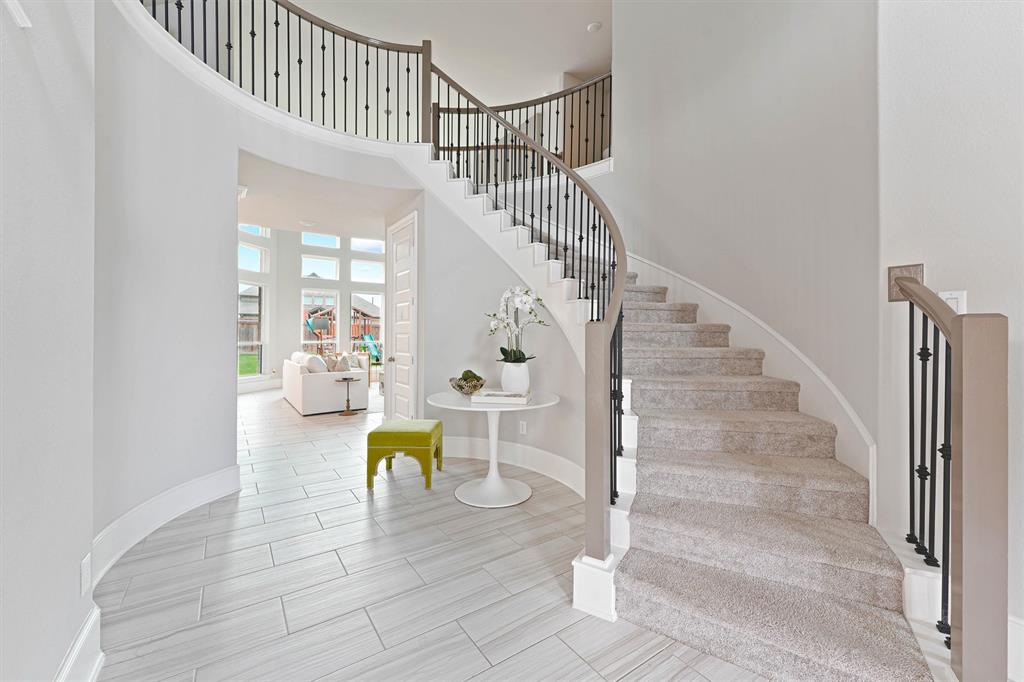 27105 Madeline Lake Circle