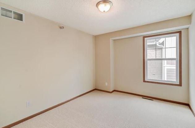 15622 Early Bird Circle Unit: 1710