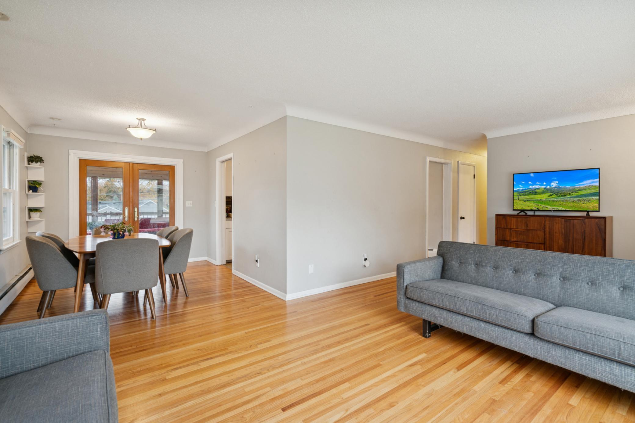 635 Ivy Falls Avenue