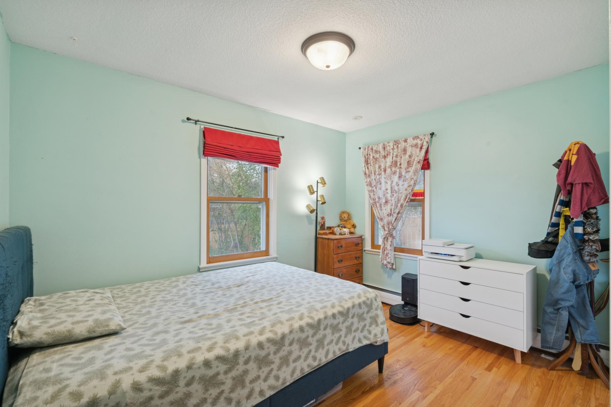 635 Ivy Falls Avenue