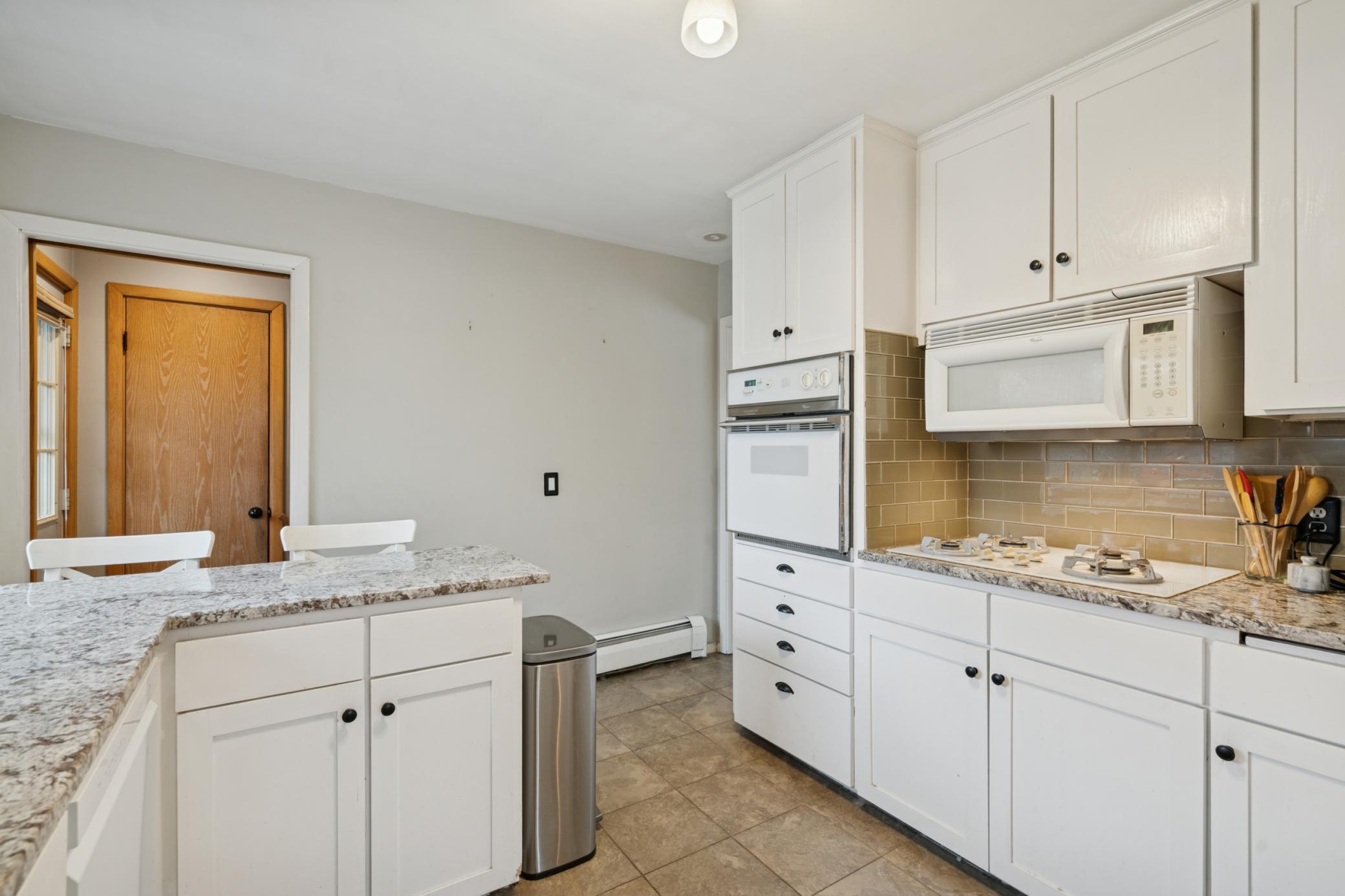 635 Ivy Falls Avenue