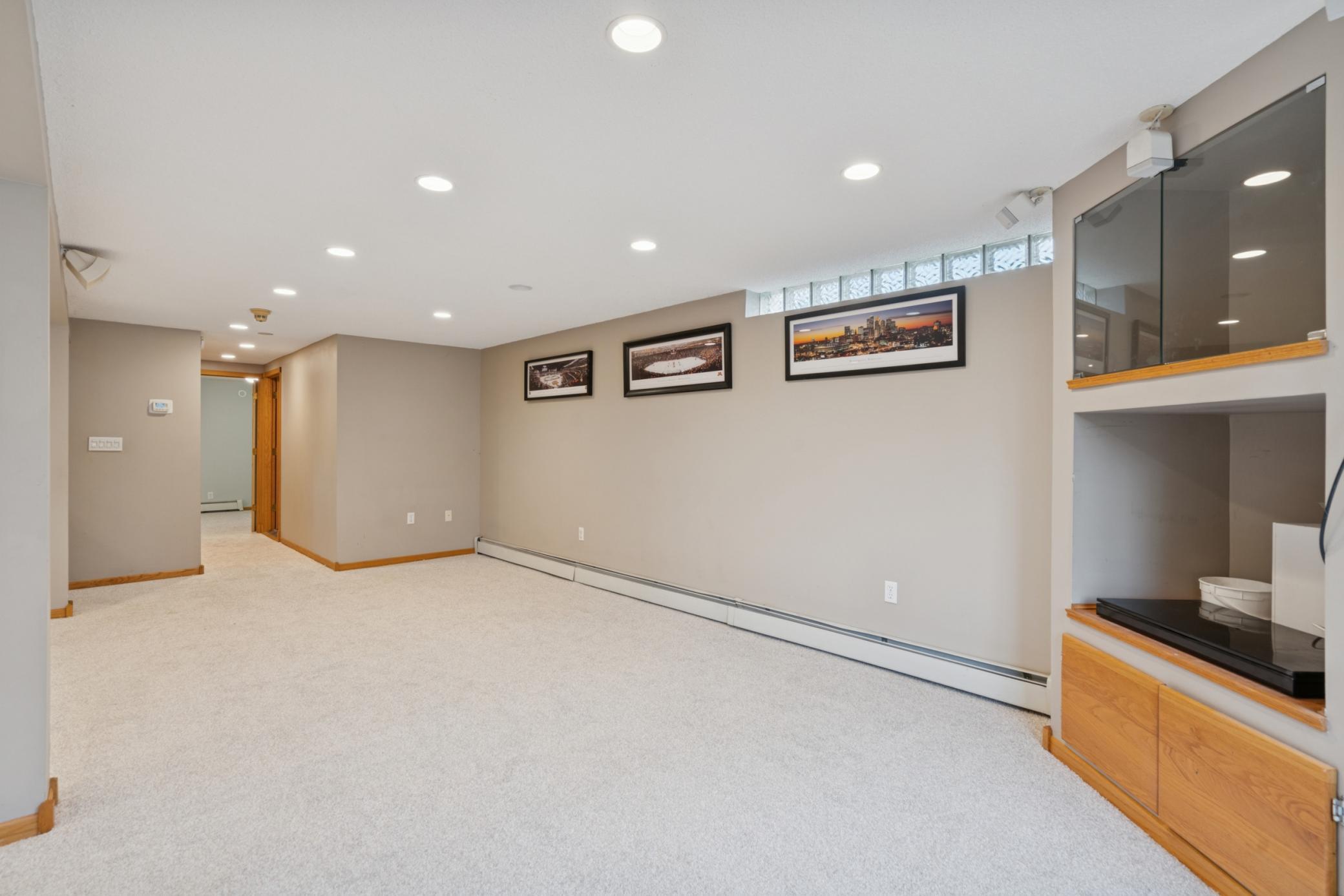 635 Ivy Falls Avenue