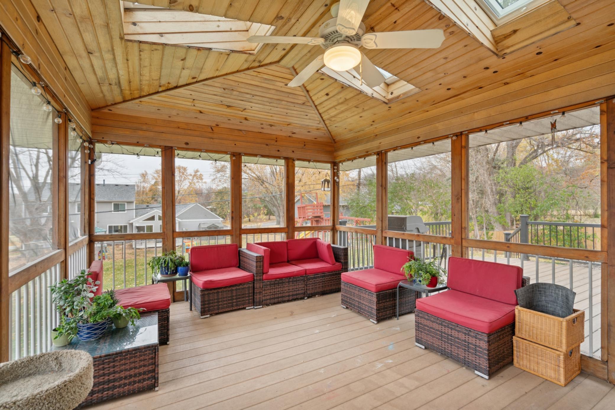 635 Ivy Falls Avenue