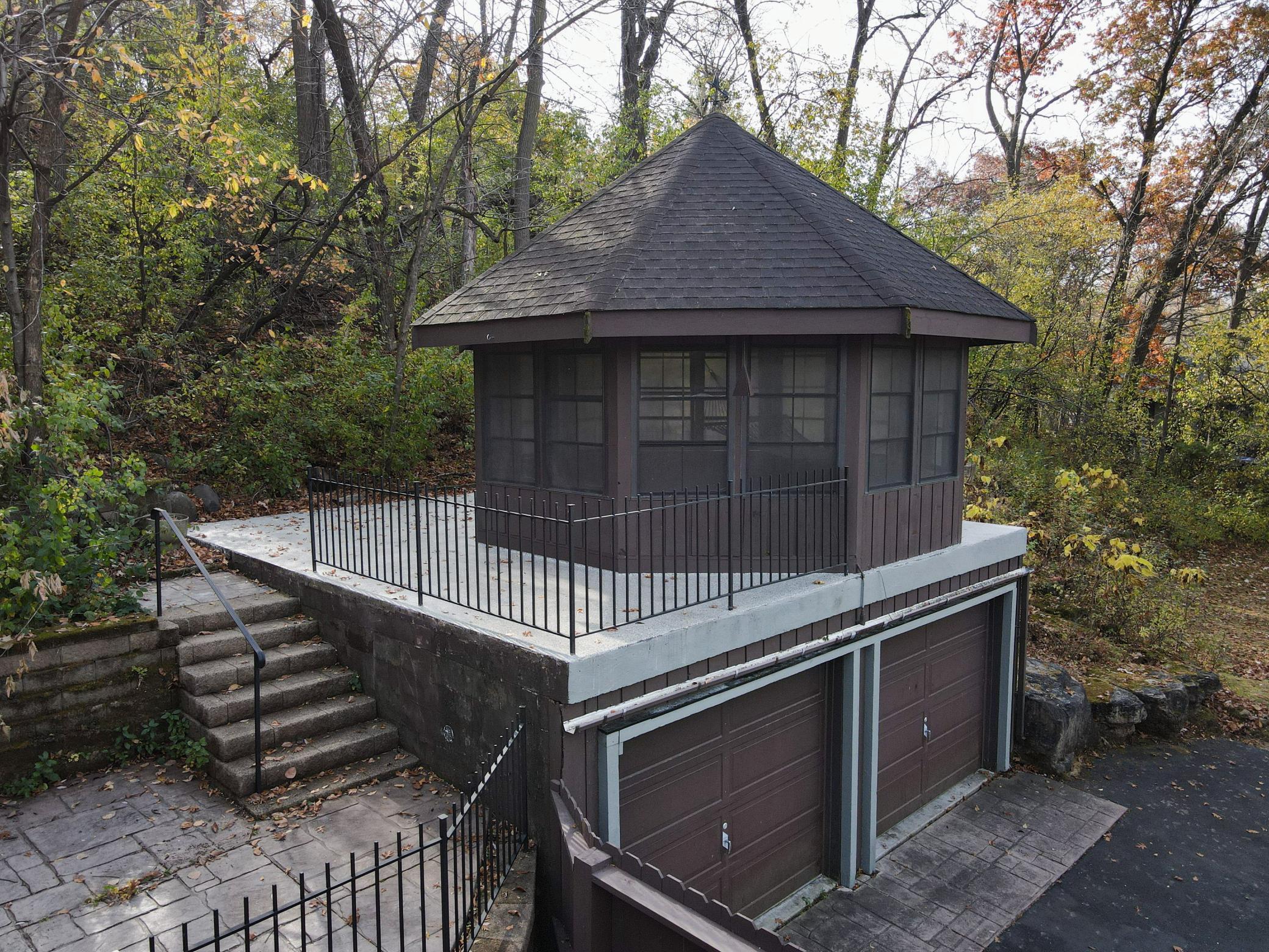 9001 Poplar Bridge Road