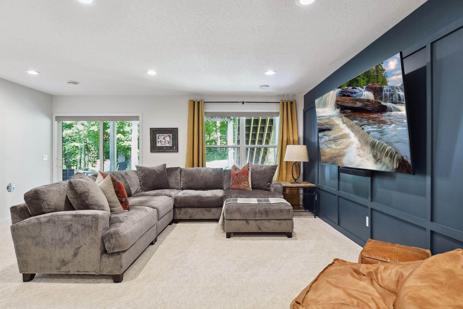 4282 Creekside Way