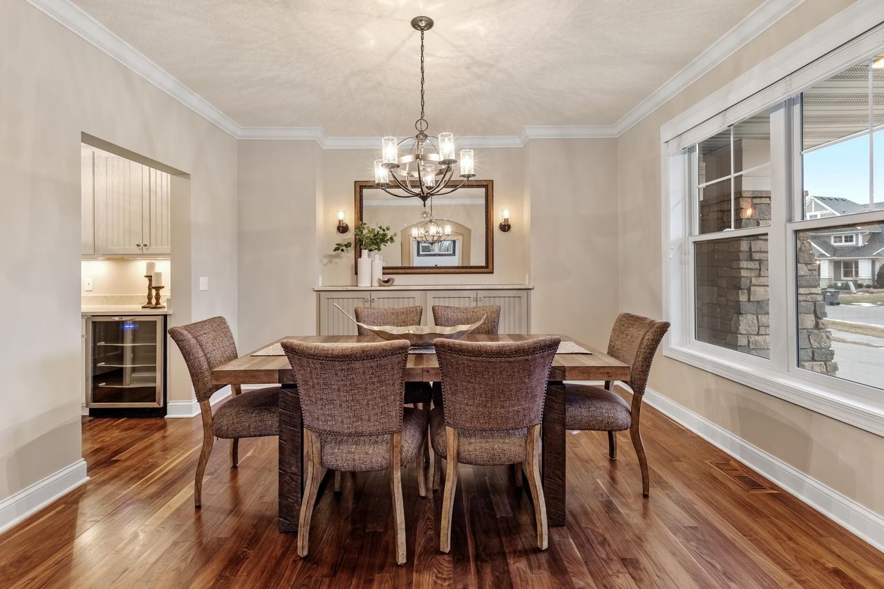 7060 millcreek Lane N