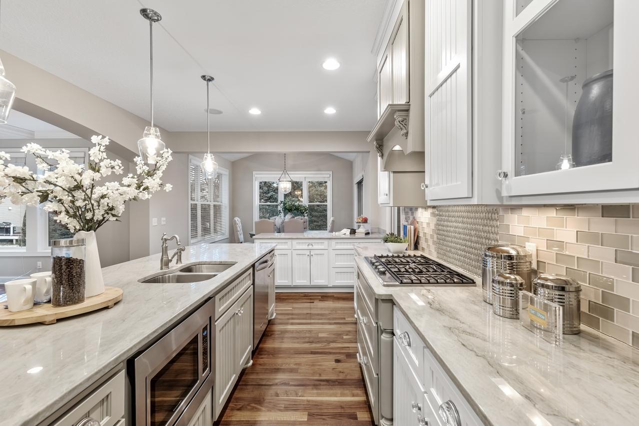 7060 millcreek Lane N