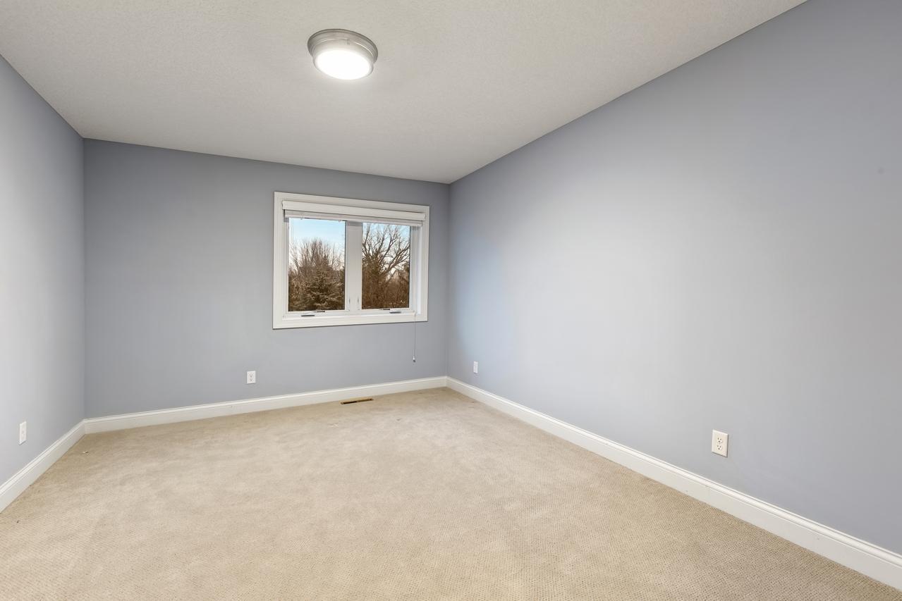 7060 millcreek Lane N